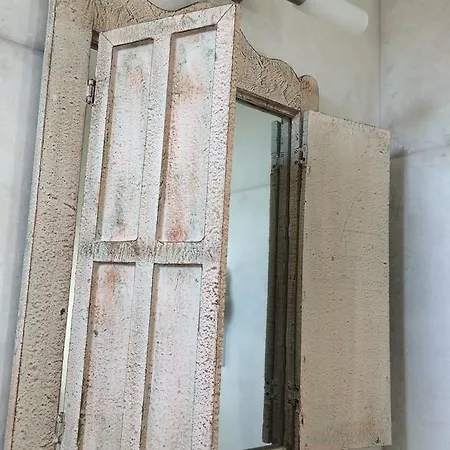 Peroni לינה וארוחת בוקר
